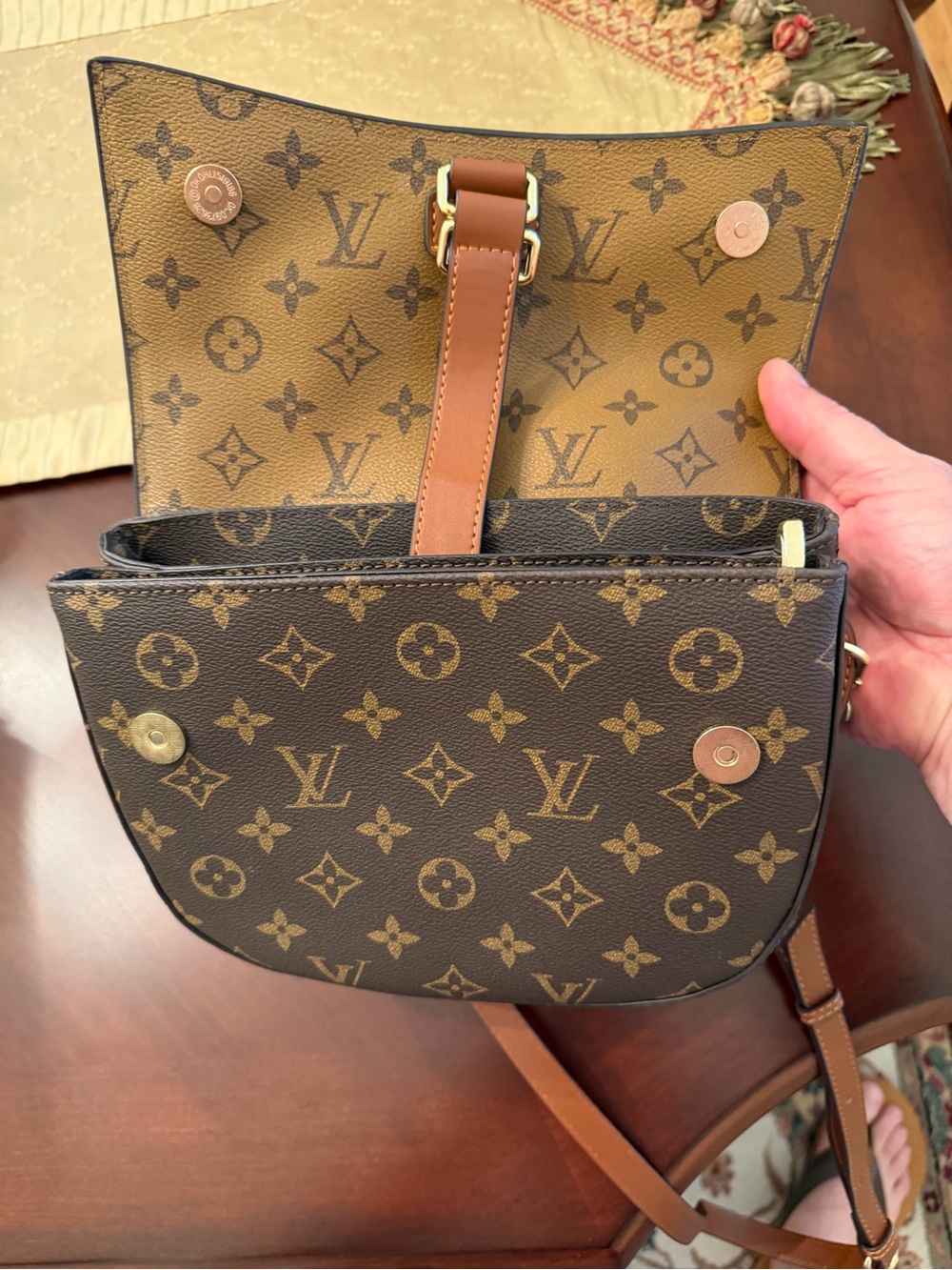 Monogram Purse with strap. Very Good Condition! - Picture 4 of 11